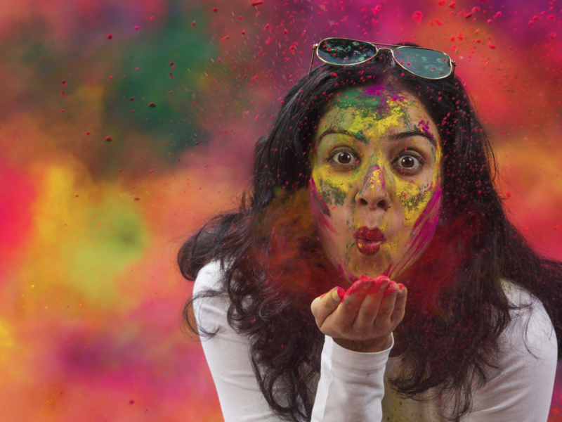 Know How to Protect Your Skin From The Color Of Holi